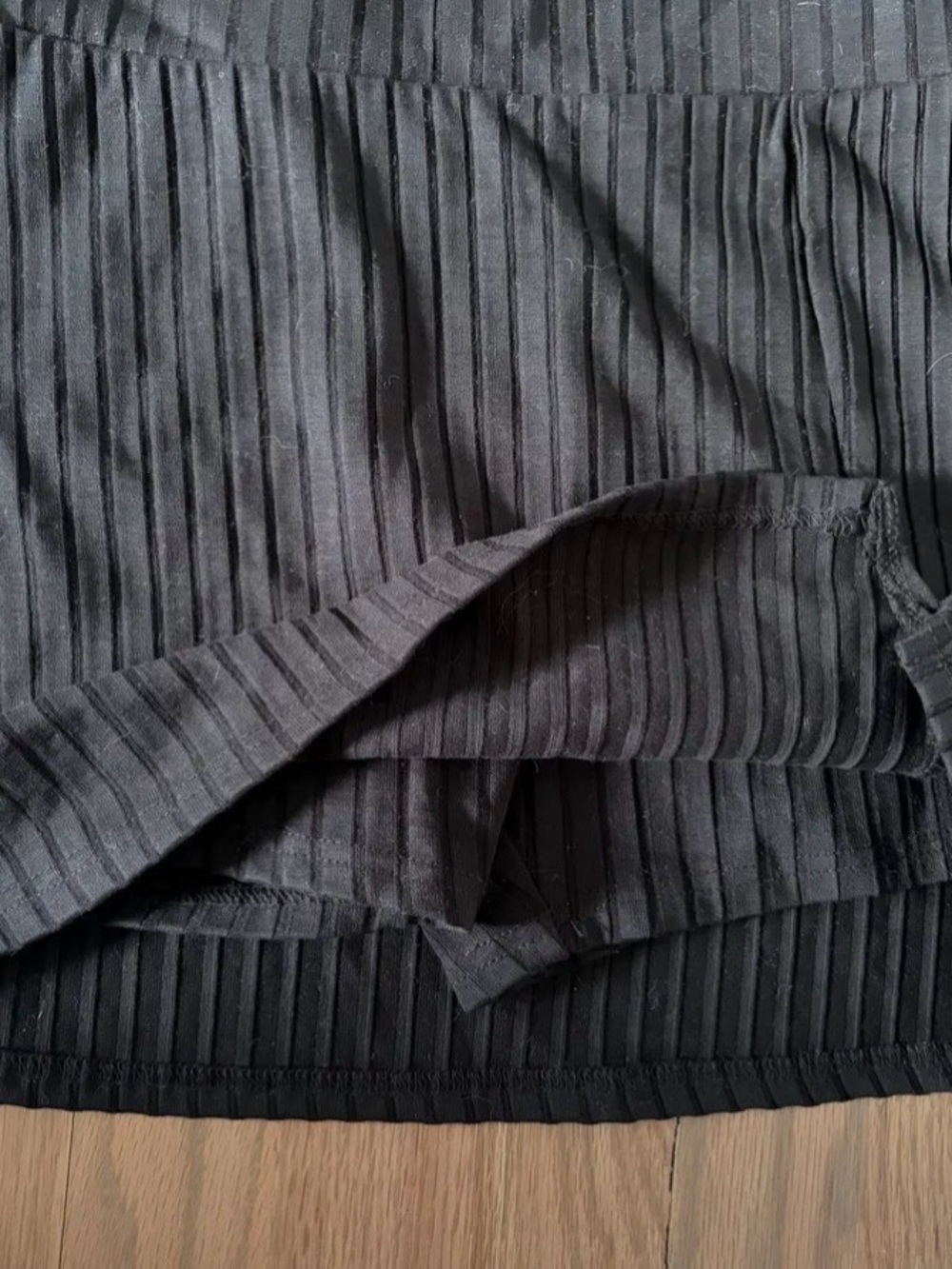 TomboyX THE LENNOX RIBBED SKORT - Black Ribbed Mini Skort - Picture 2 of 3